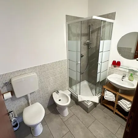 Casa Di Lucia לינה וארוחת בוקר