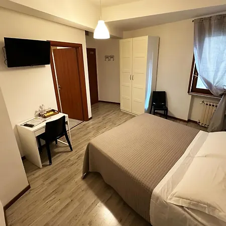 לינה וארוחת בוקר Casa Di Lucia