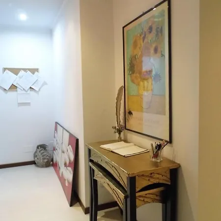Casa Di Lucia Bed & Breakfast 2*