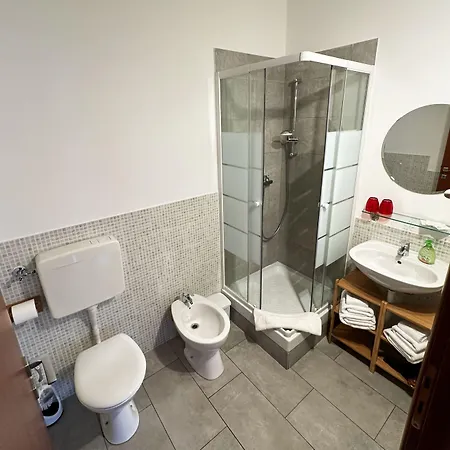 فندق مبيت وإفطار Casa Di Lucia 3*