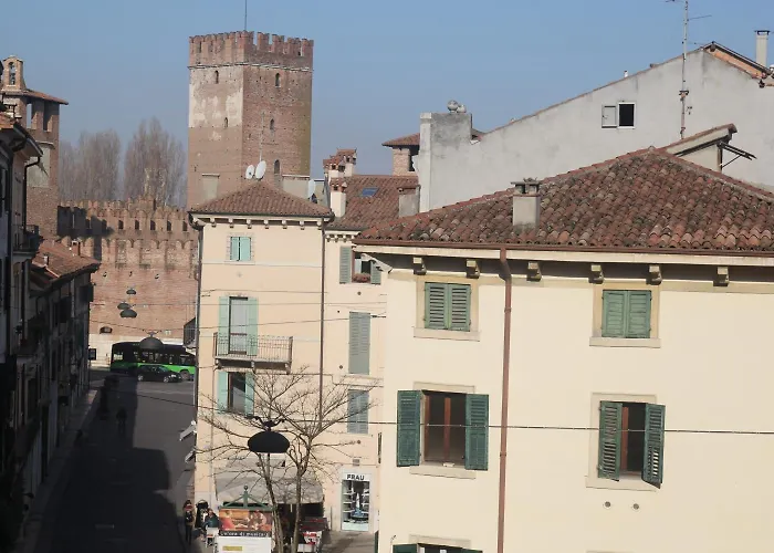 Casa Di Lucia Bed & Breakfast 3*